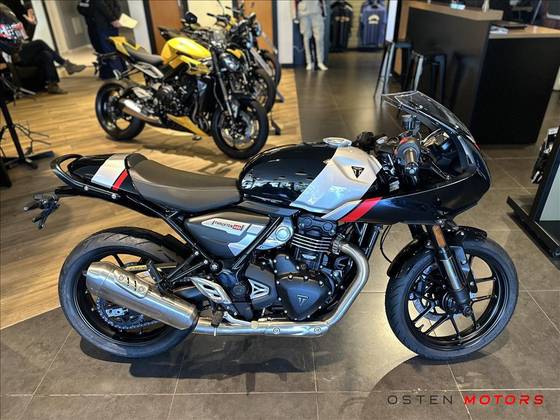 TRIUMPH THRUXTON 400 
